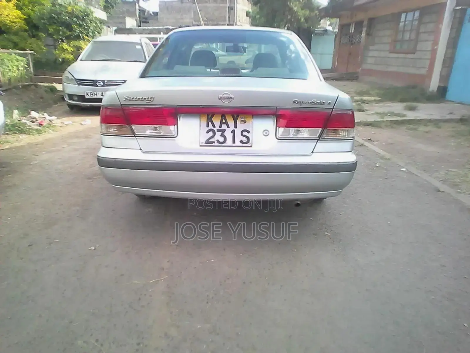 Nissan FB15 2000 Silver