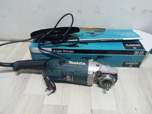 Makita Professional Grinding Machine