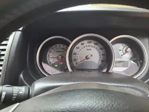 Nissan Tiida 2012 Silver