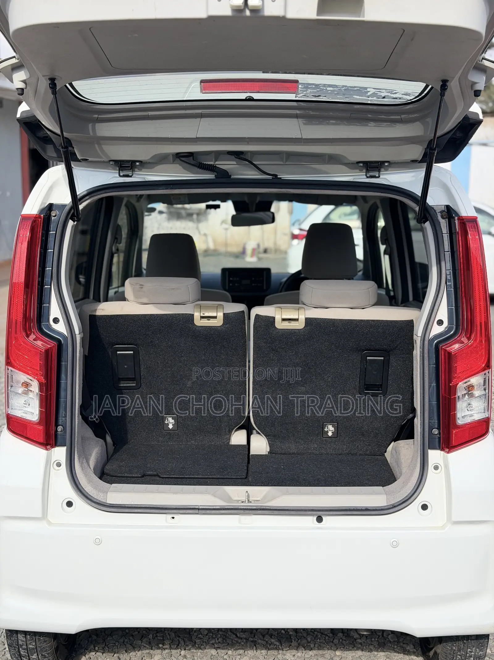 Daihatsu Move 2019 White