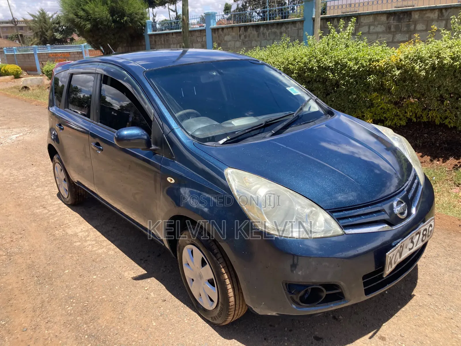 Nissan Note 2011 Blue