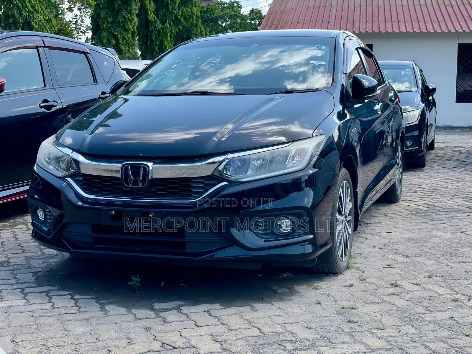 Honda Grace 2019 Blue