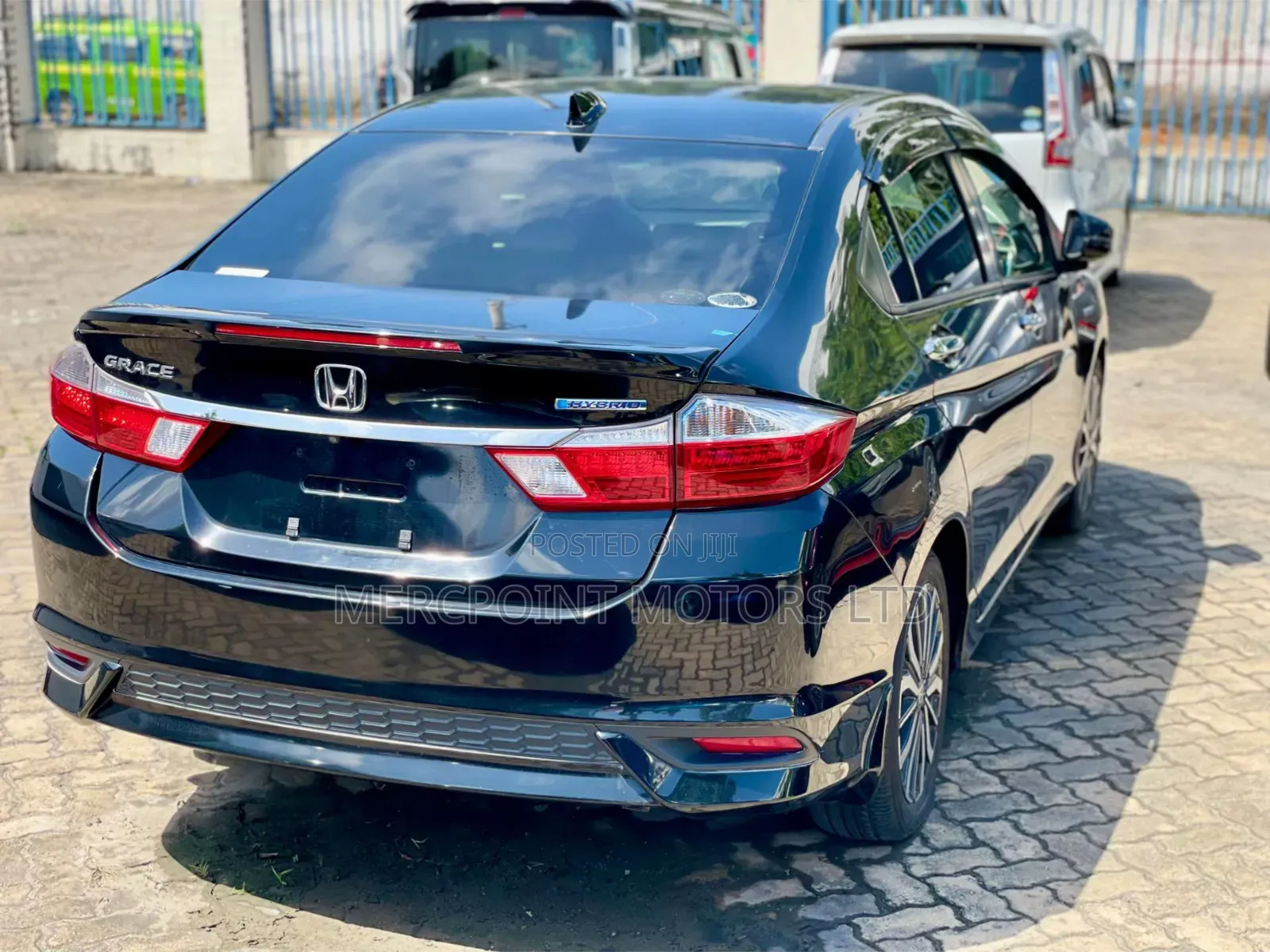 Honda Grace 2019 Blue