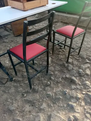 Square Flat Chair