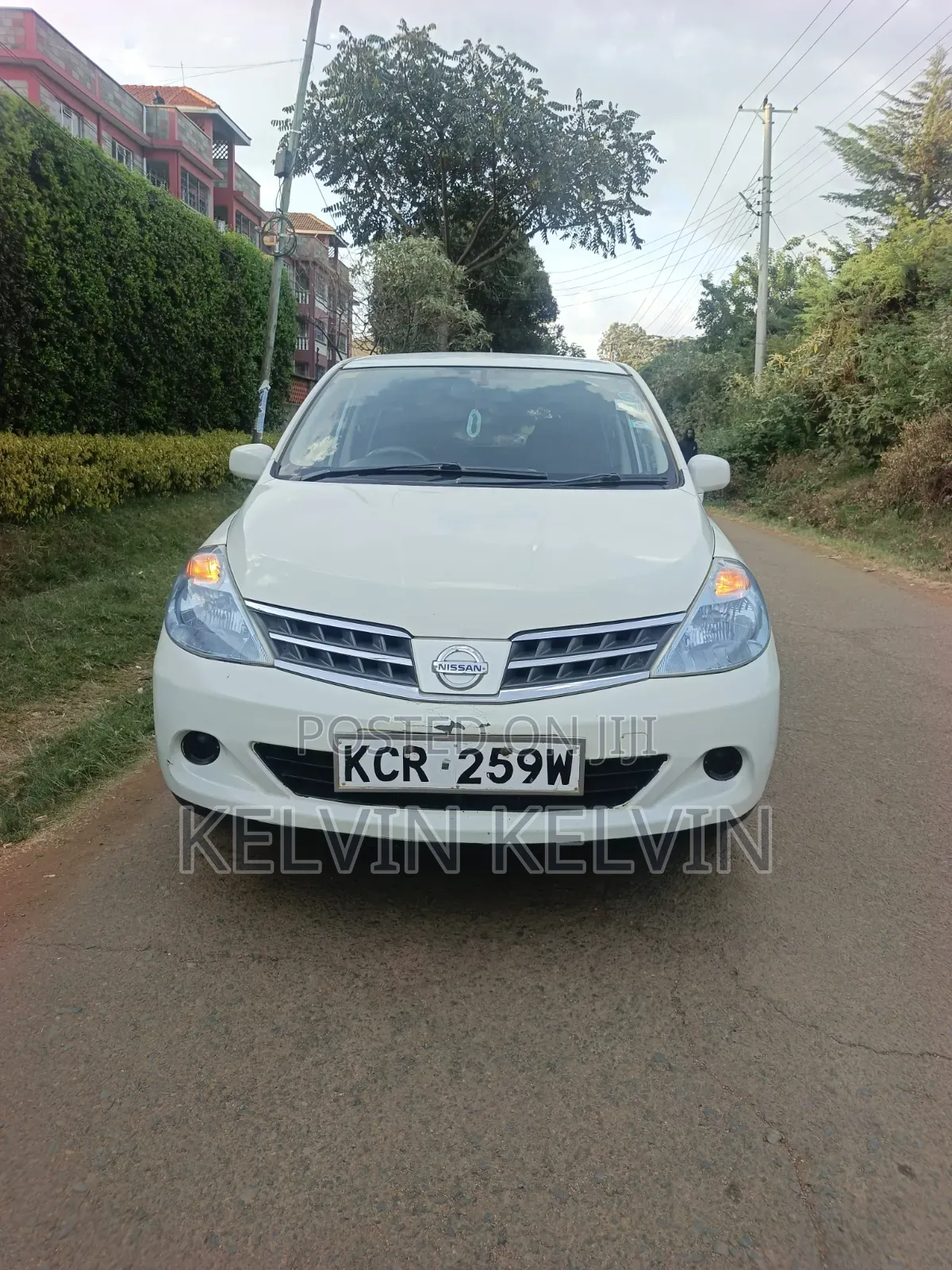 Nissan Tiida 2010 White