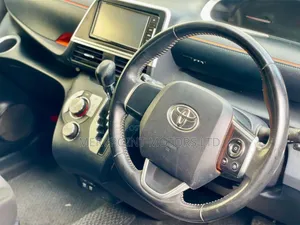 Toyota Sienta 2019 Matt Black