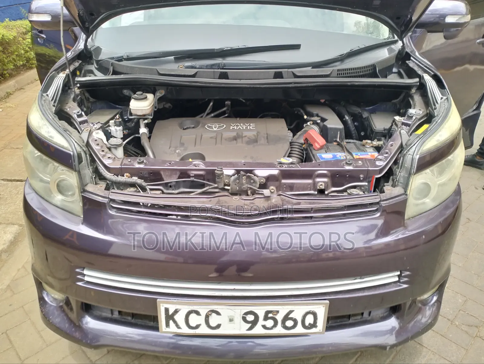 Toyota Noah 2009 Purple