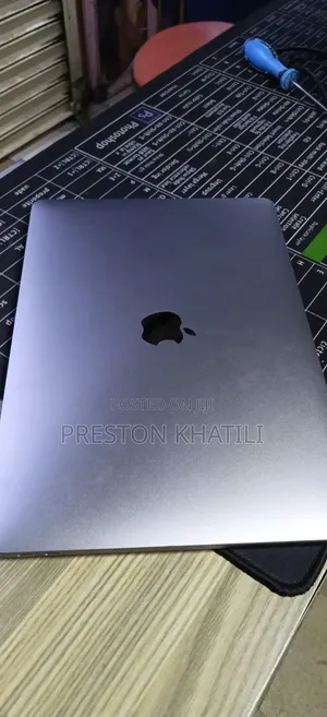 Laptop Apple MacBook 2017 8GB Intel Core i5 SSD 256GB