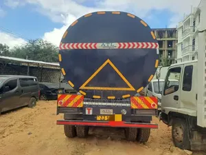 Trailer
Gooseneck