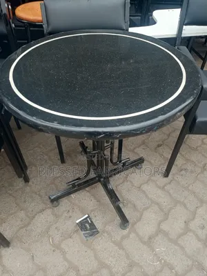 Hotel/Bar Table