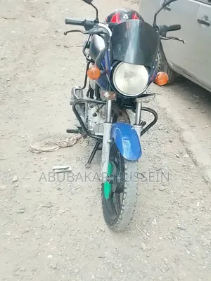 Bajaj Boxer 125 2024 Blue