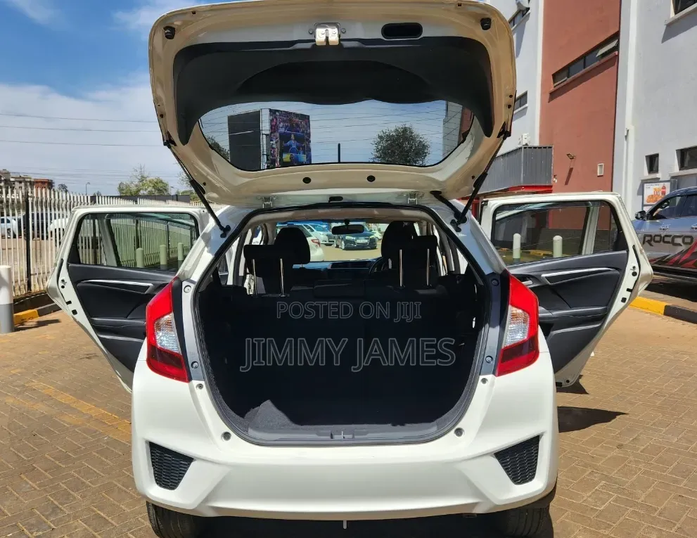 Honda Fit 2017 White