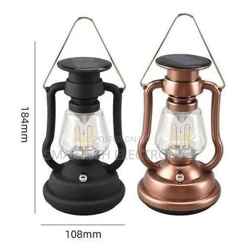 JSOT Retro Design Solar Rechargeable & Hand-Cranked Camping Light