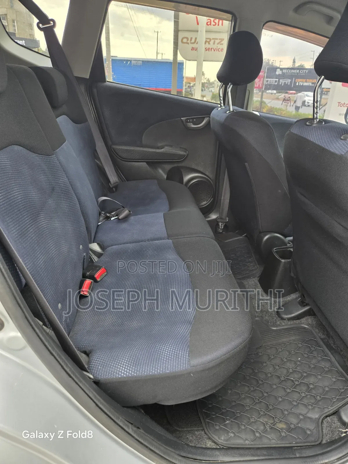Honda Fit Automatic 2011 Silver