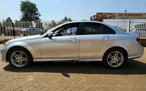 Mercedes-Benz C200 2014 Silver