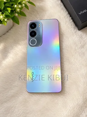Vivo Y19s 64 GB Silver