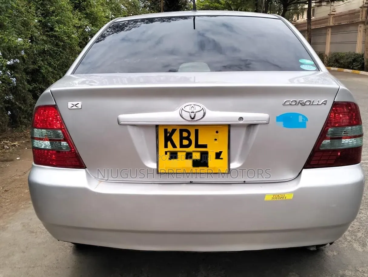 Toyota Corolla 2004 Silver