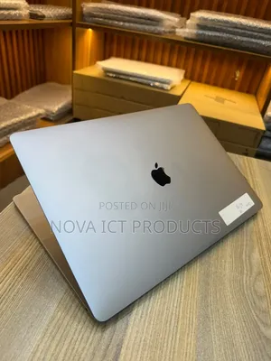Laptop Apple MacBook Pro 2019 32GB Intel Core i9 SSD 1T