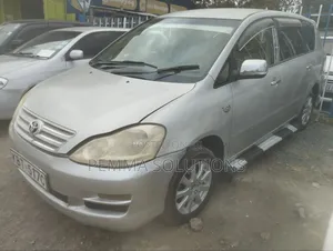 Toyota Ipsum 2006 Silver