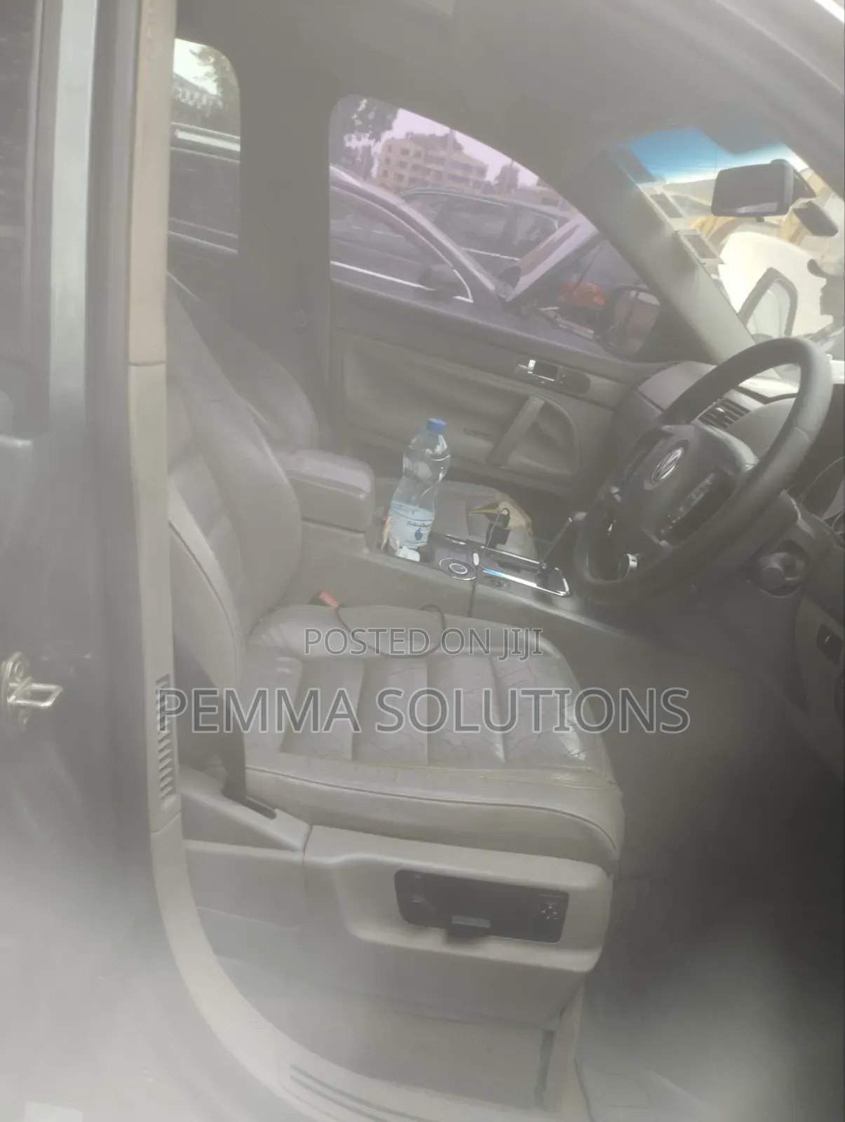 Volkswagen Touareg 2005 Gray