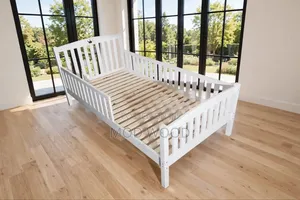 Royal White 3*6ft Wooden Daybed Frame With Protective Guard Rails