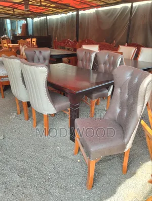 Artisan Two-Tone 6 Seater Tufted Solid Wood Dining Set
