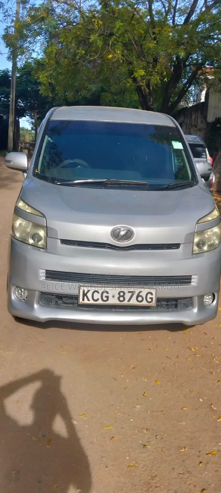 Toyota Voxy 2008 Silver