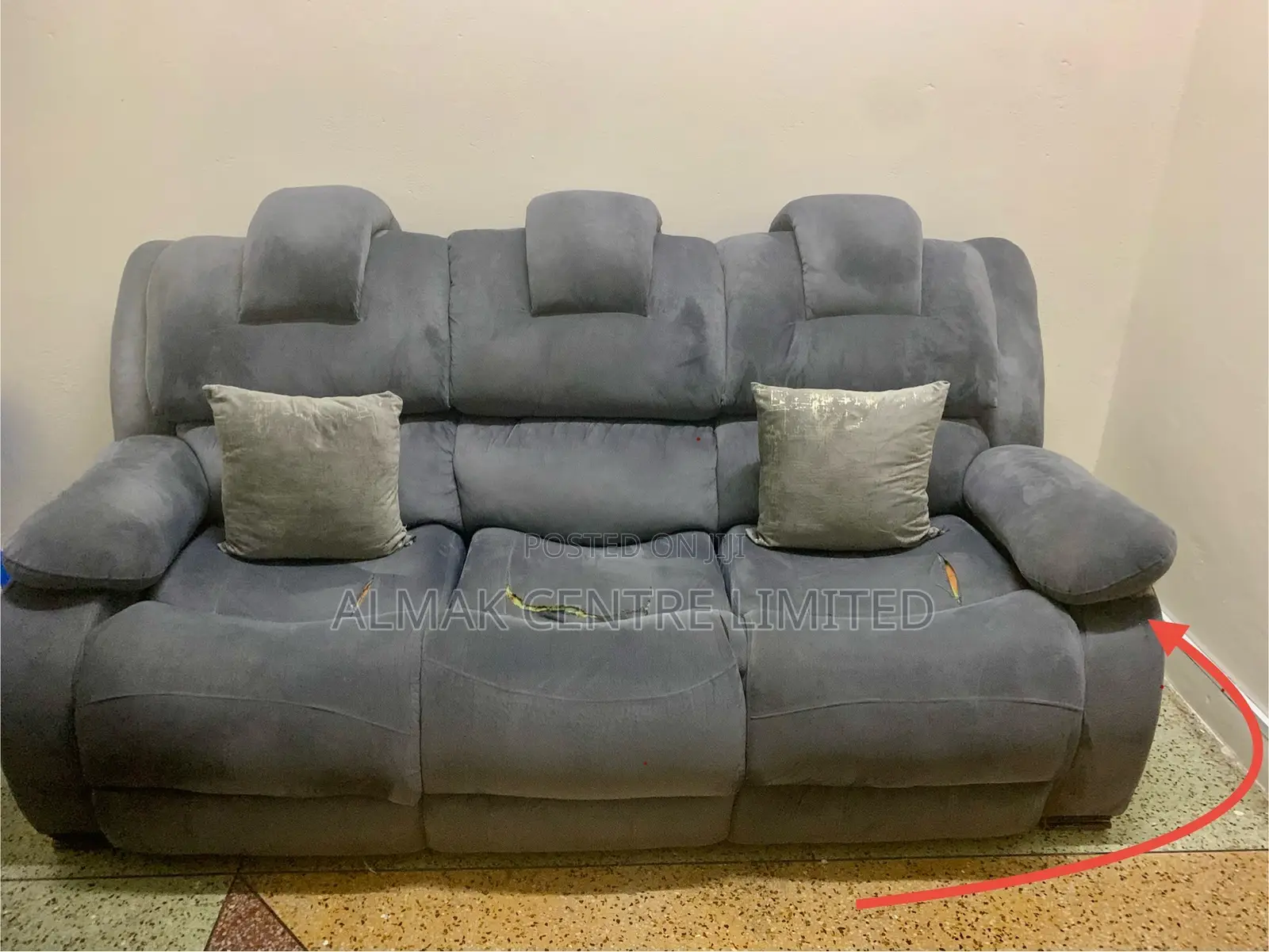 Luxury Elegant Sofa Set