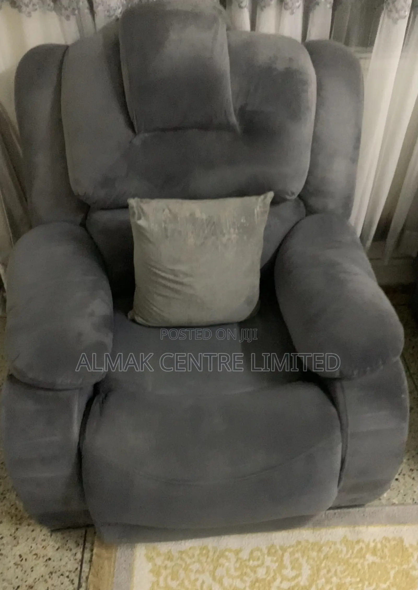 Luxury Elegant Sofa Set