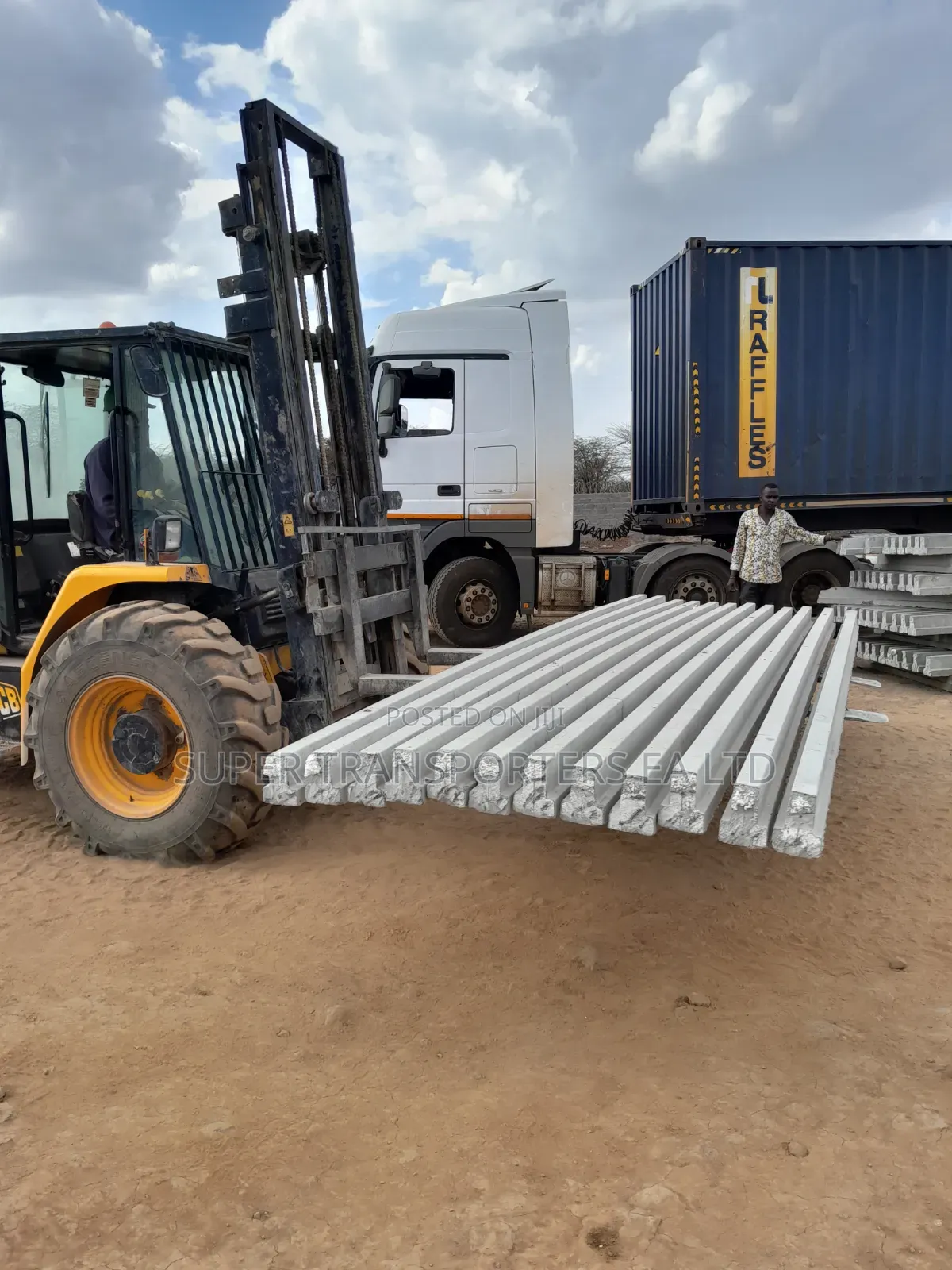 Trailers.open Top,closed body.skeleton or Flatbed.30 T.