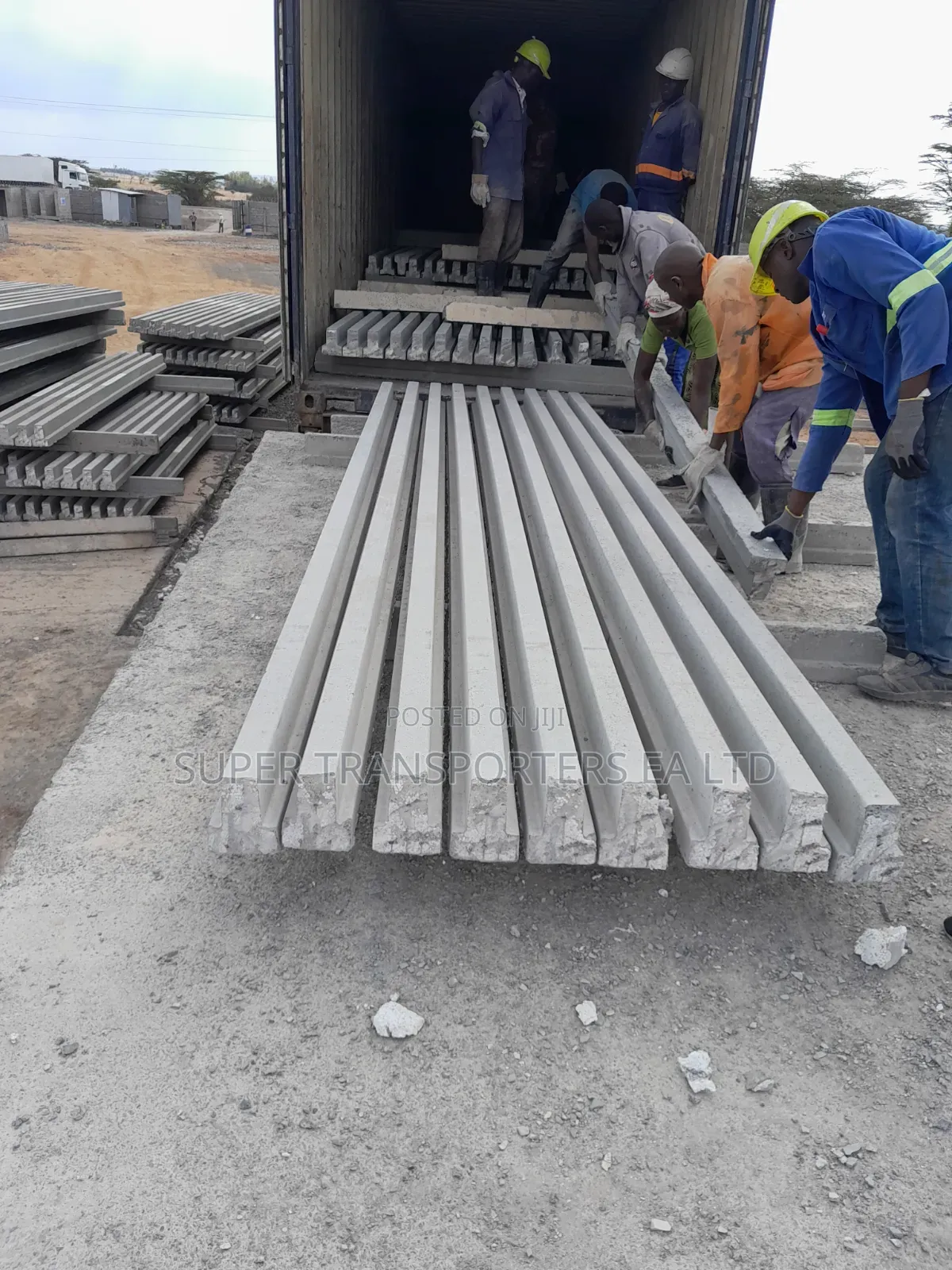 Trailers.open Top,closed body.skeleton or Flatbed.30 T.