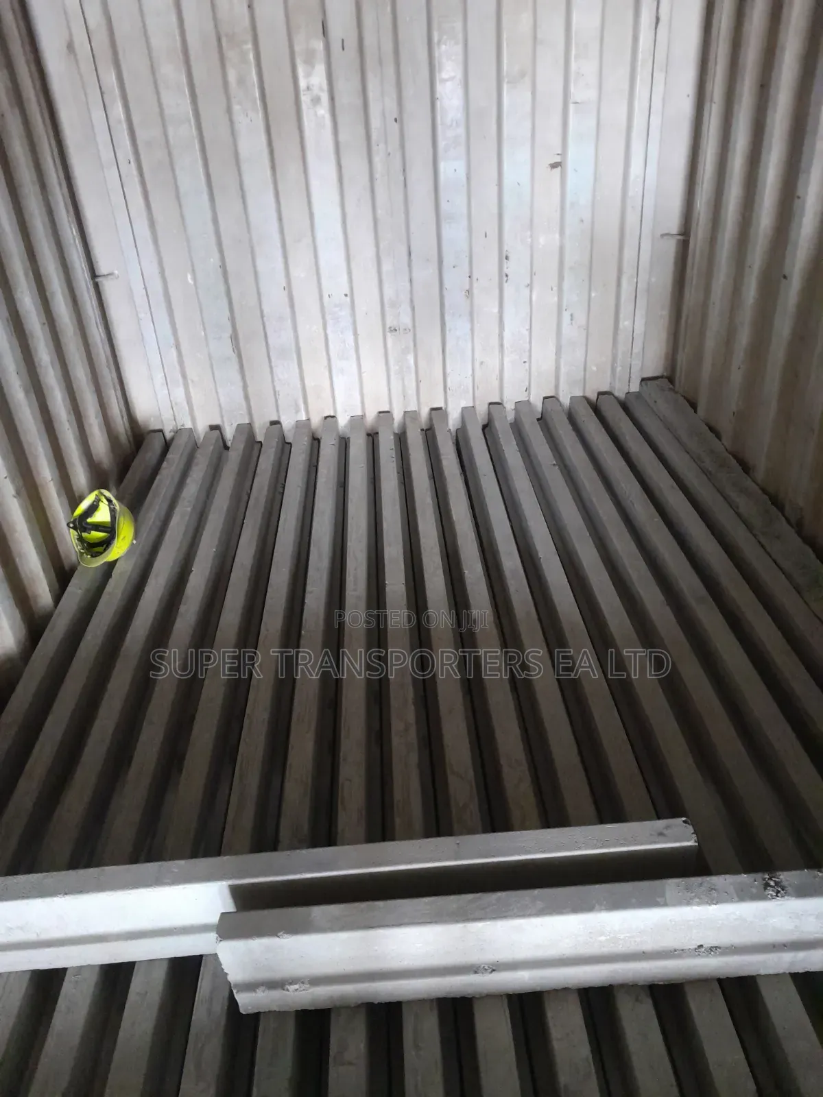 Trailers.open Top,closed body.skeleton or Flatbed.30 T.