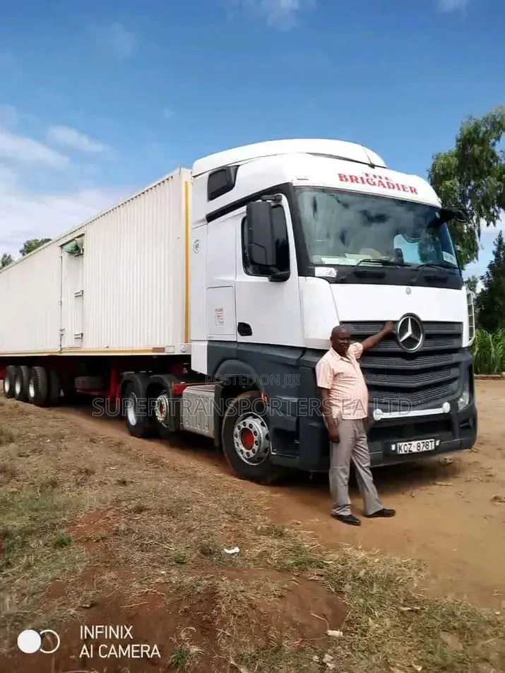 Transport.Trailers . Distribution .CBD.