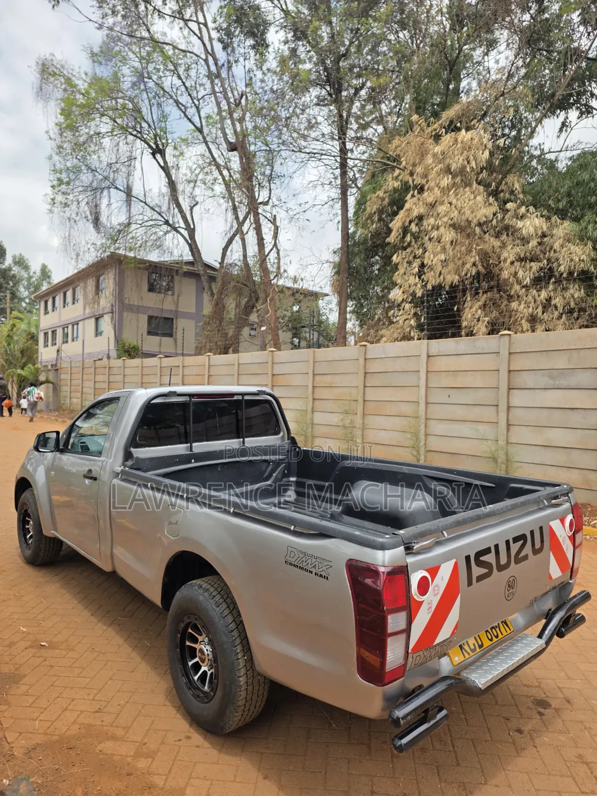 Isuzu D-MAX 2015 Silver