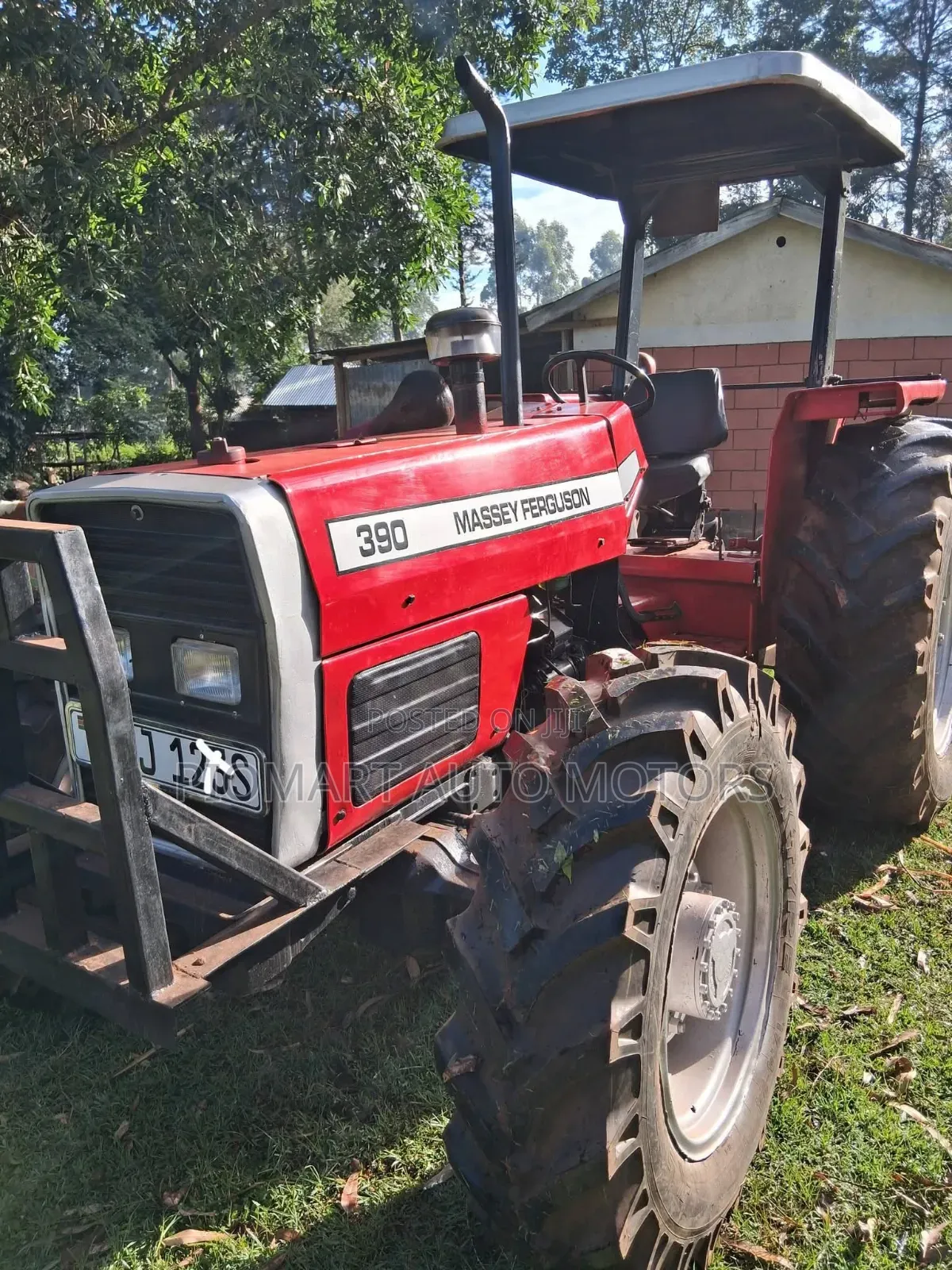 Tractor Massey Ferguson 390 Four Wheel Kaj