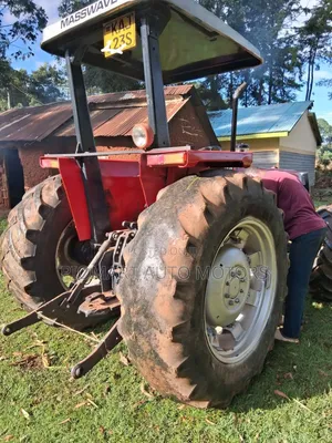 Tractor Massey Ferguson 390 Four Wheel Kaj