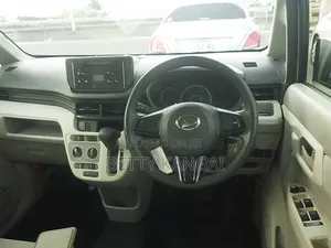 Daihatsu Move 2019 White