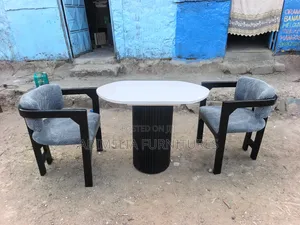Modern 2 Seater Dinning Table