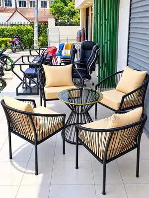 Outdoor 4 Seater Set