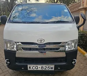 Toyota HiAce 2012 White