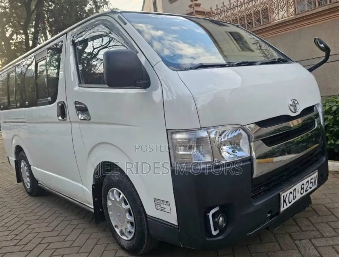 Toyota HiAce 2012 White