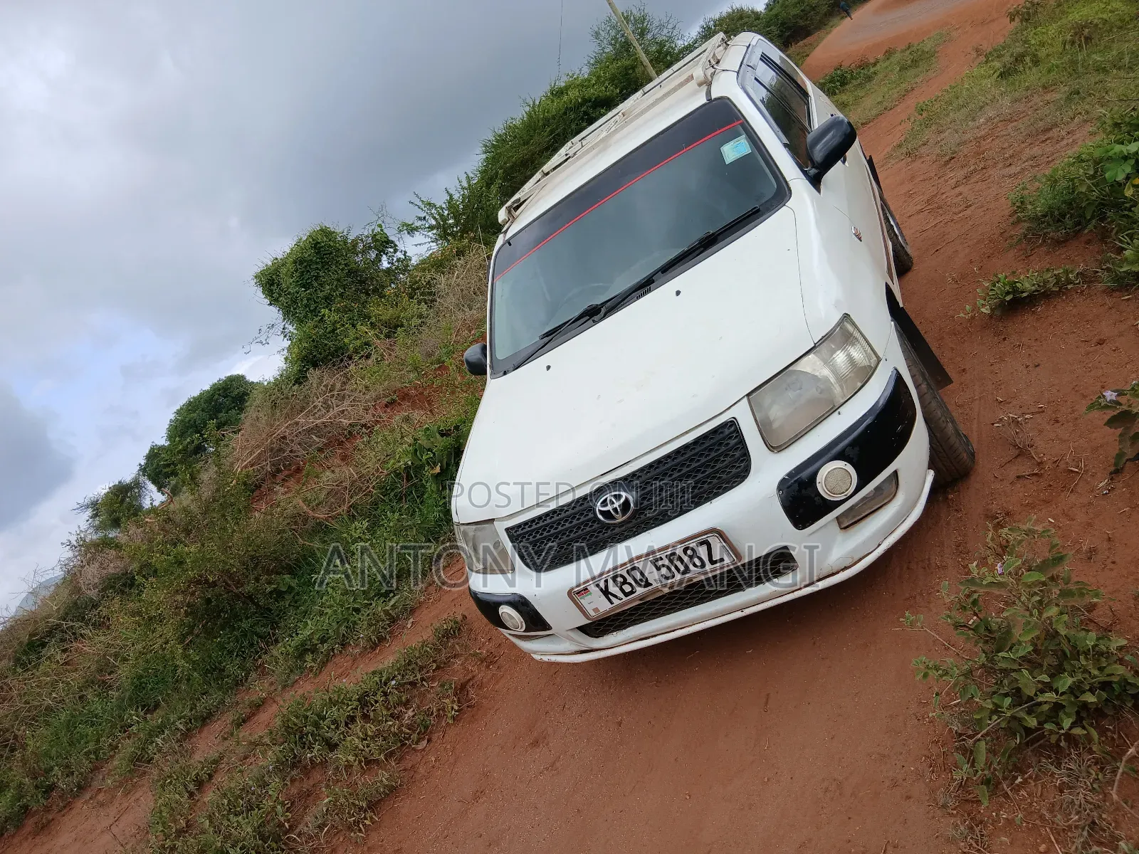 Toyota Succeed 2004 White