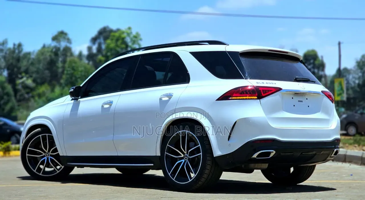 Mercedes-Benz GLE-Class GLE 400d 4MATIC 2020 White