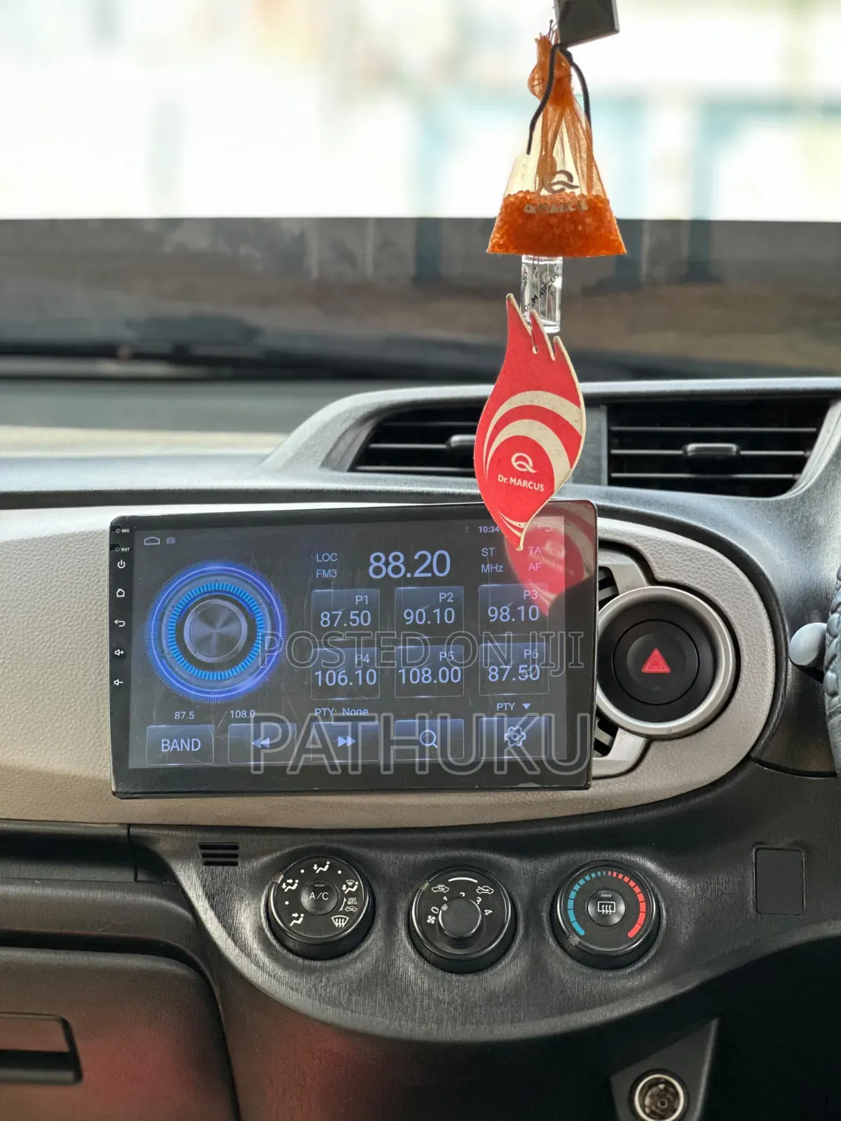 Toyota Vitz 2014 Silver
