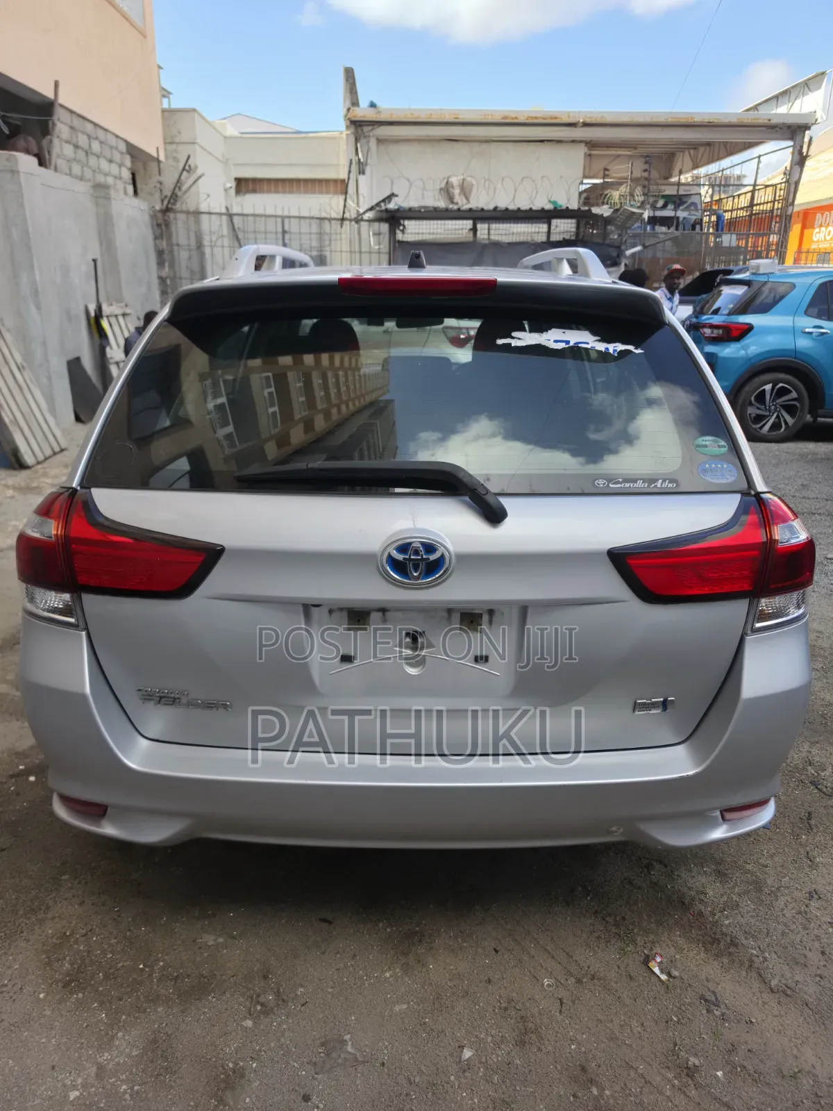 Toyota Corolla Fielder 2019 Silver