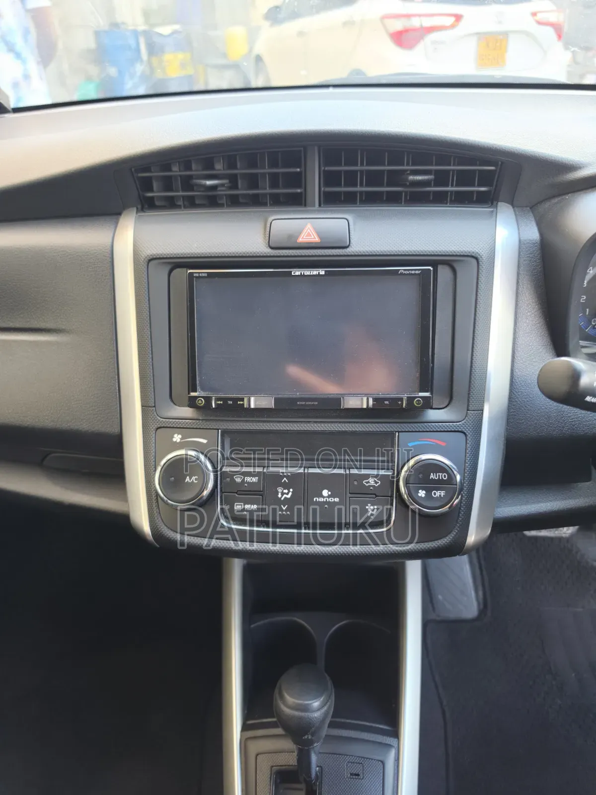 Toyota Corolla Fielder 2019 Silver