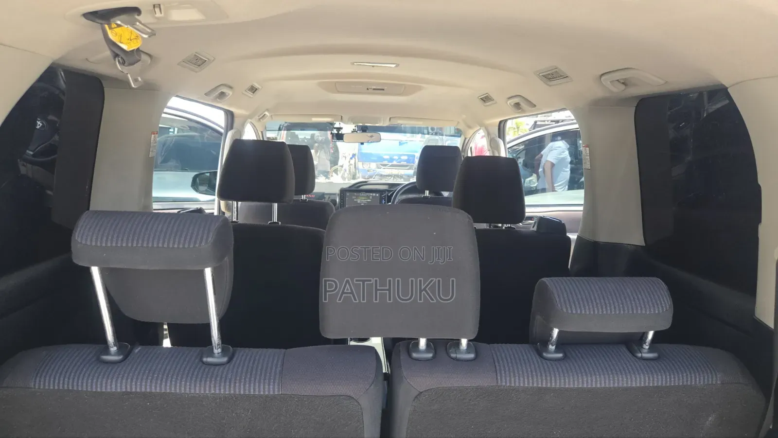 Toyota Noah 2014 Gray