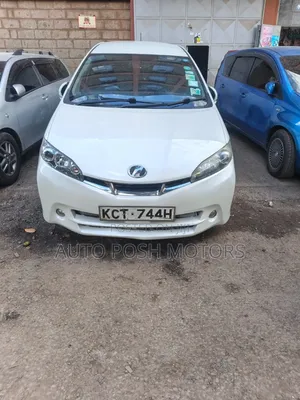Toyota Wish 2012 White