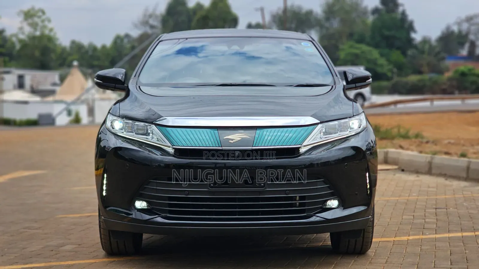 Toyota Harrier 2.0 2019 Black