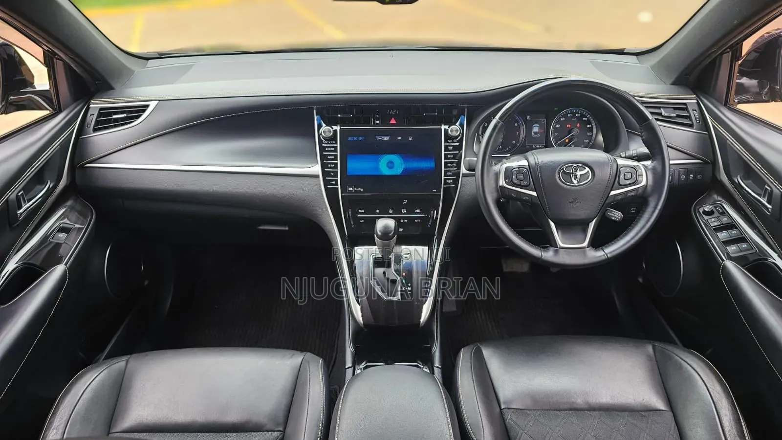 Toyota Harrier 2.0 2019 Black
